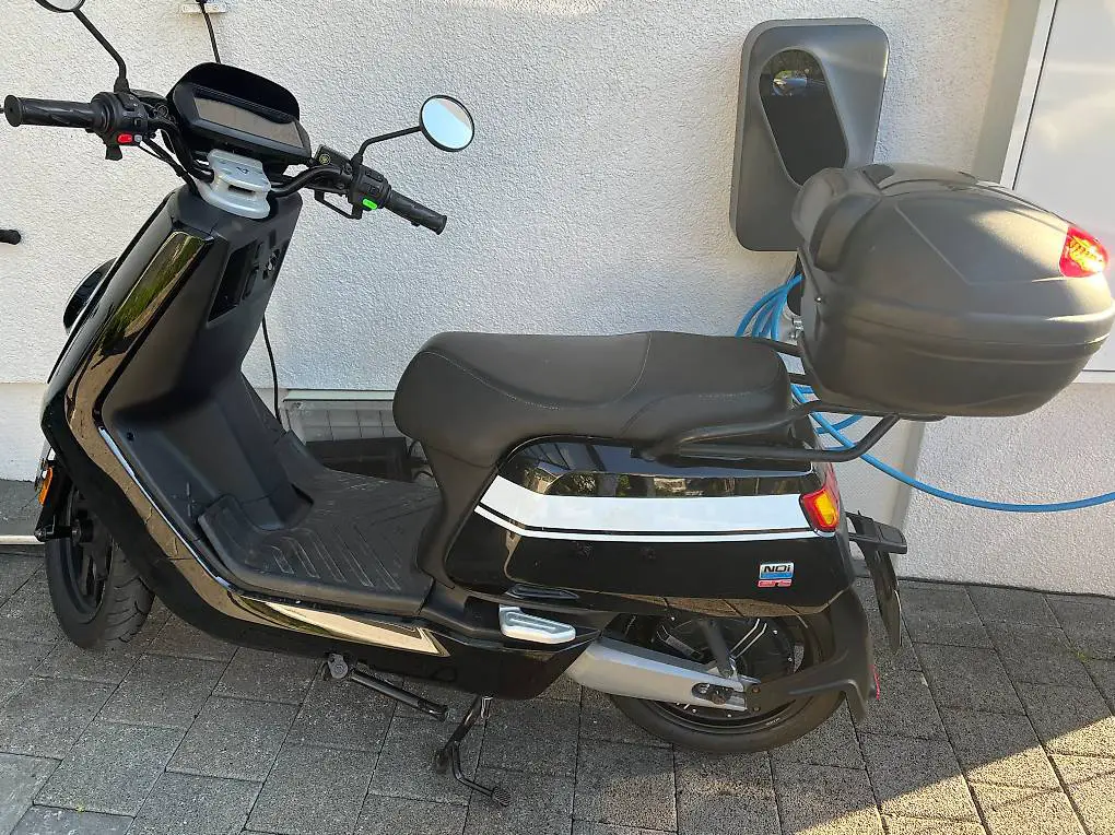 Elektroroller NIU NQi GTS SR (70km/h)