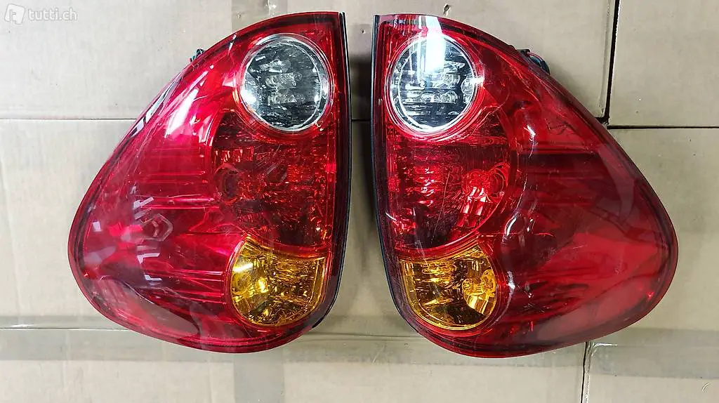 Rückleuchten Mitsubishi L200