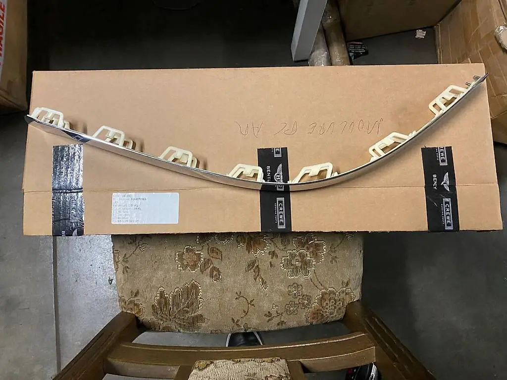 Bentley Bentayga Garniture pare-chocs arrière dr 36A807918A