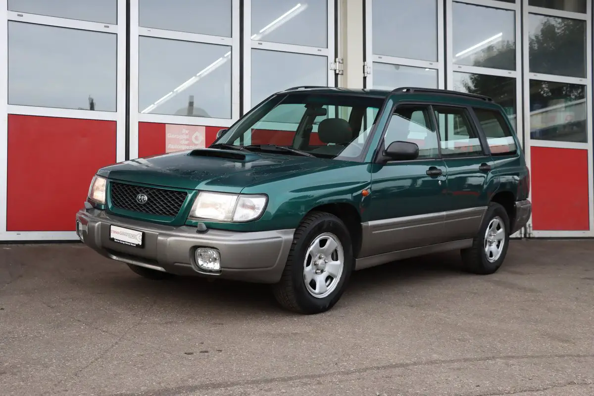 SUBARU Forester 2.0 Turbo Club A