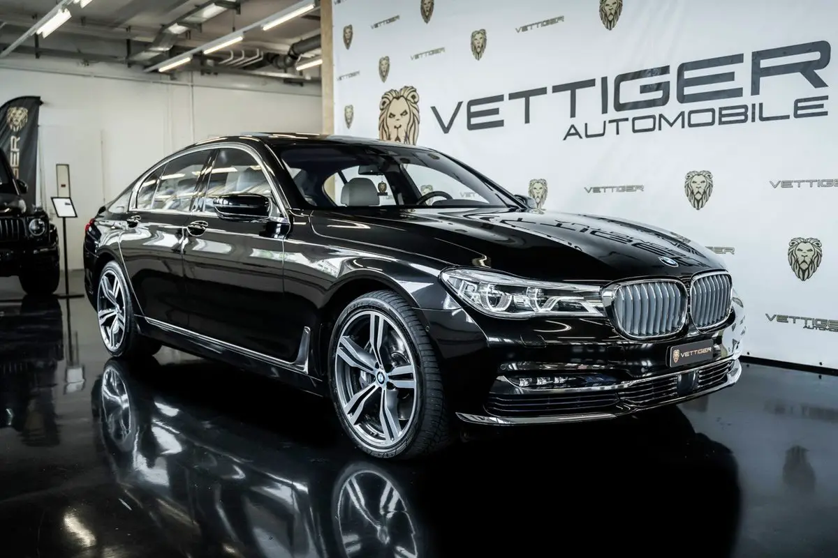 BMW 750i Steptronic