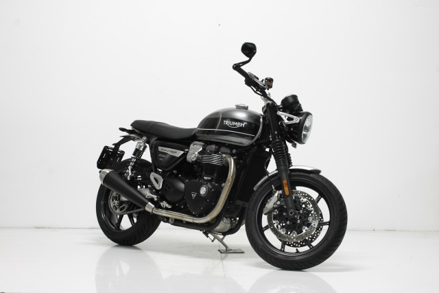 triumph speed twin 1200