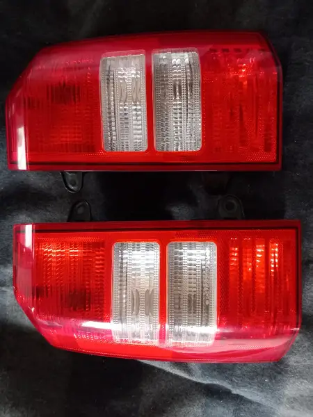 Rückleuchte Rechts Jeep patriot SAE AIP2RST07 MK74