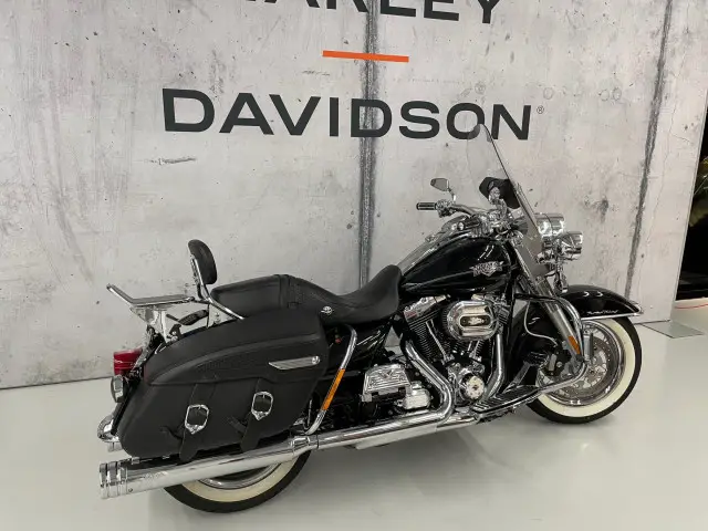 harley-davidson flhrc 1690 road king classic