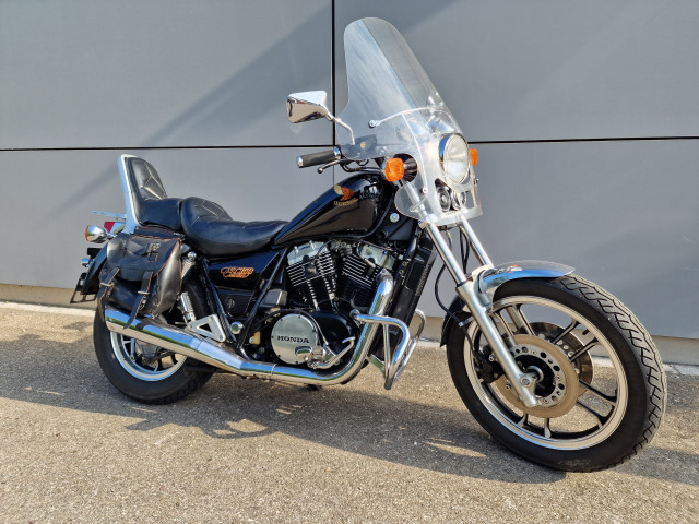 honda vt 750 c shadow