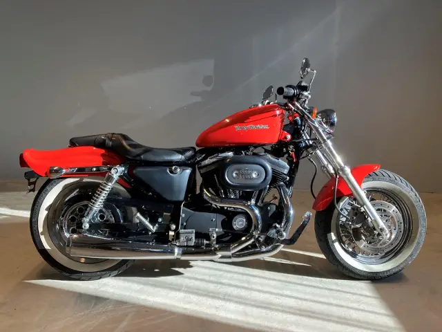 harley-davidson xl 883 r sportster roadster