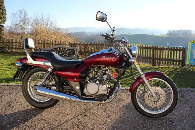 KAWASAKI Eliminator 125