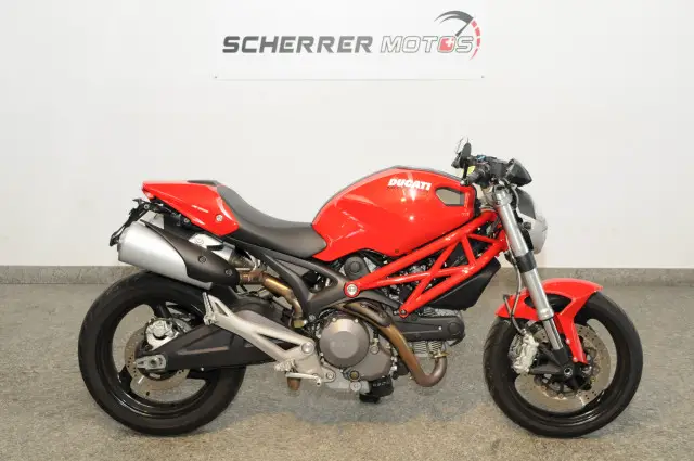 ducati 696 monster