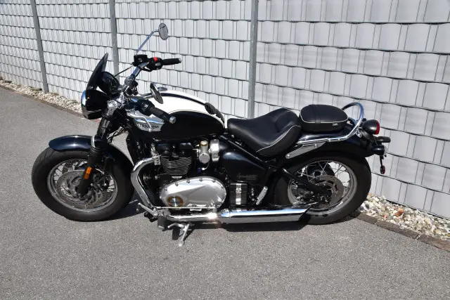 TRIUMPH Bonneville Speedmaster 1200