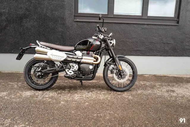 triumph scrambler 1200 x