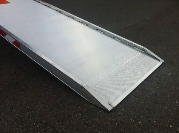 Alurampe MPC 360 cm lang, 69 breit 1