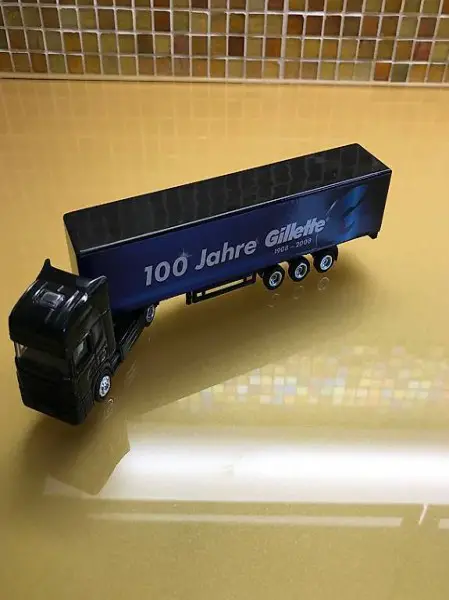 100 Jahre Gillette Truck 1: 87