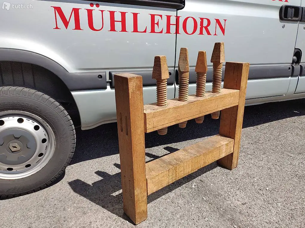 Antike Trockenfleisch (Bündnerfleich) Presse mit 4 Spindeln