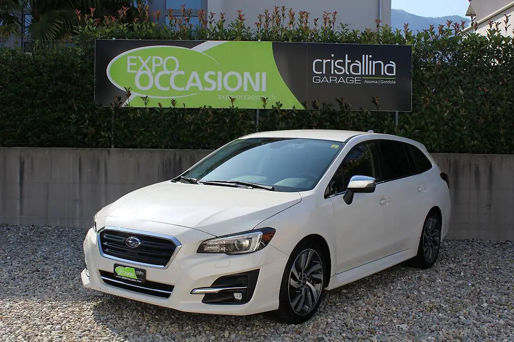 SUBARU Levorg 2.0i Swiss Plus