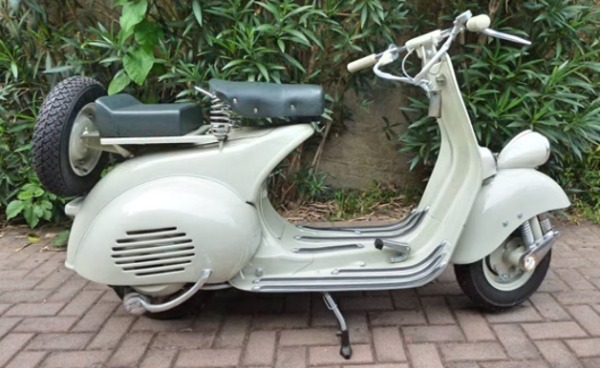 1954 VESPA 125 "Faro basso“