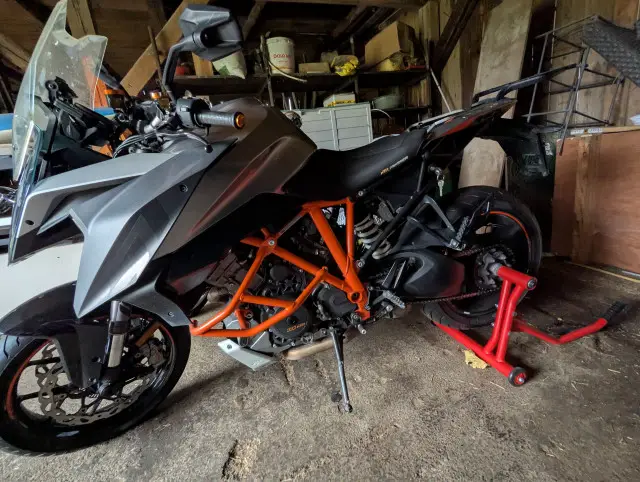 KTM 1290 Super Duke GT