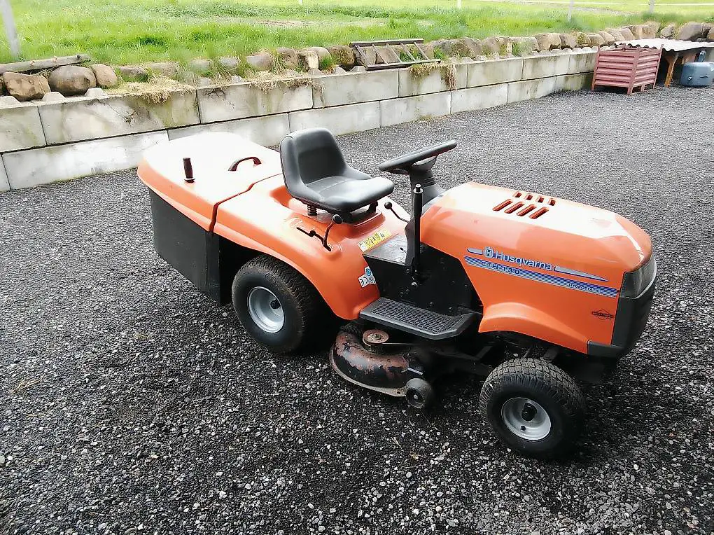 Rasentraktor Husqvarna