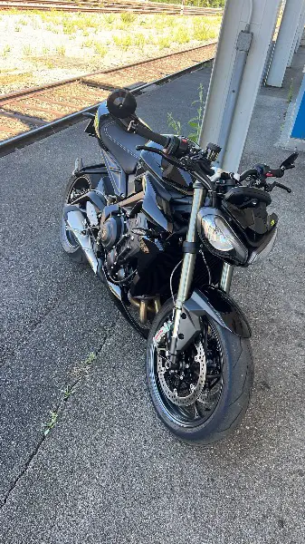 Triumph Street Triple 765 RS