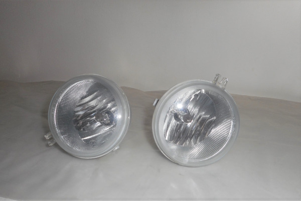 Jeep cherokee liberty kj Nebelscheinwerfer 61b58820042