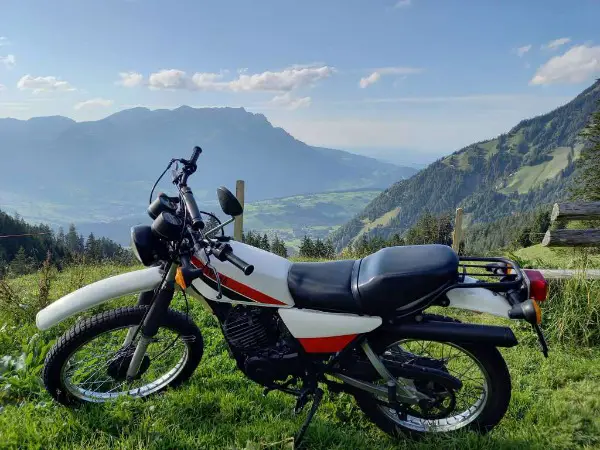 Suche Motor für Yamaha DT 125
