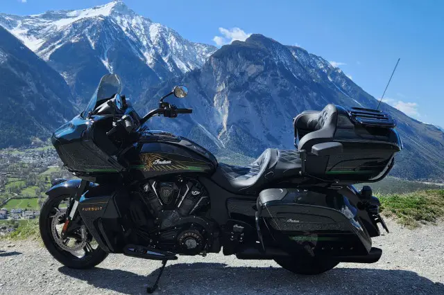 INDIAN Pursuit Elite