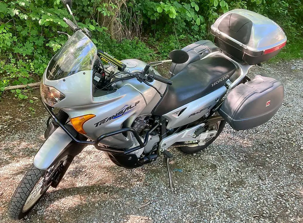 Honda Transalp 650 XL ab Service und MFK