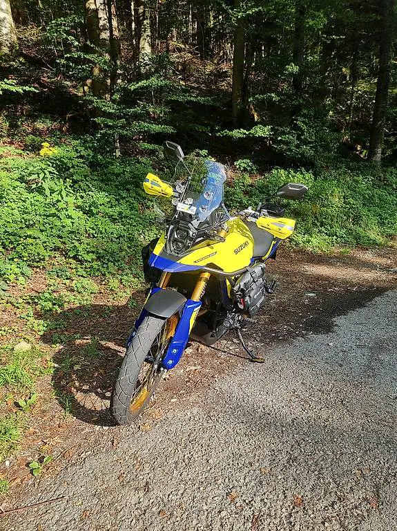 Suzuki V-Strom 800 De