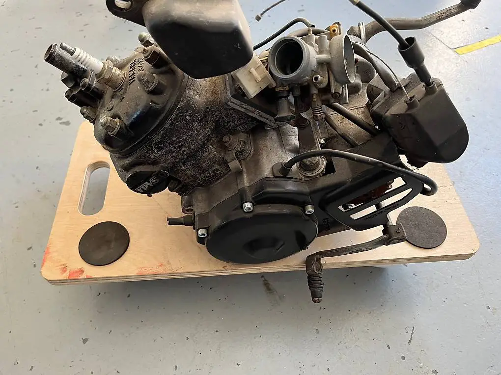 Komp. Yamaha 35E Motor