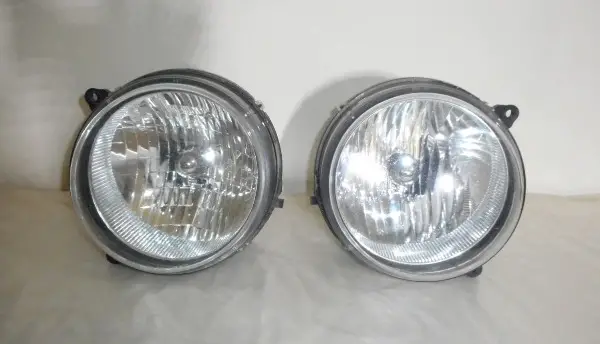 Scheinwerfer jeep CHEROKEE/ LIBERTY KJ 05-07 rechts LEFTx2