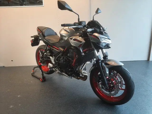 kawasaki z 650