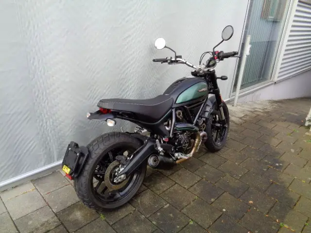 DUCATI Scrambler 803 Icon Dark