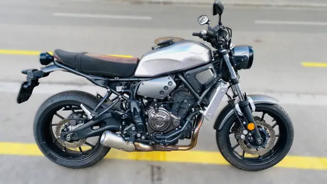 yamaha xsr 700