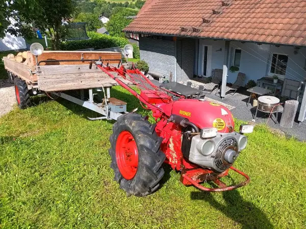 Bucher KT10 (wie Fahr) Einachser mit Triebachsanhänger