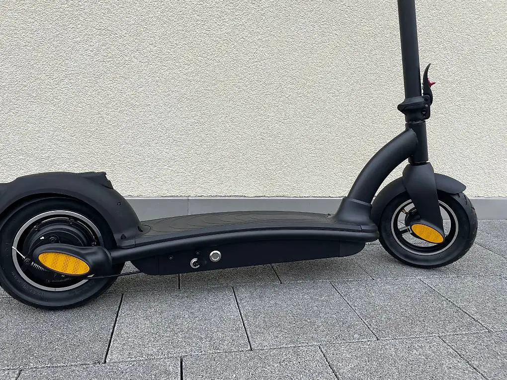 Elektro Scooter, Trottinett, E - Bike E- Bike Troti Aktion