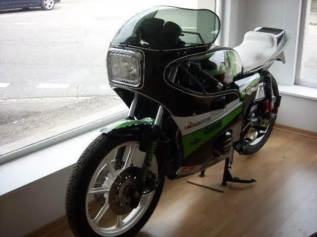 kawasaki kz 550 (gpz550) spezial