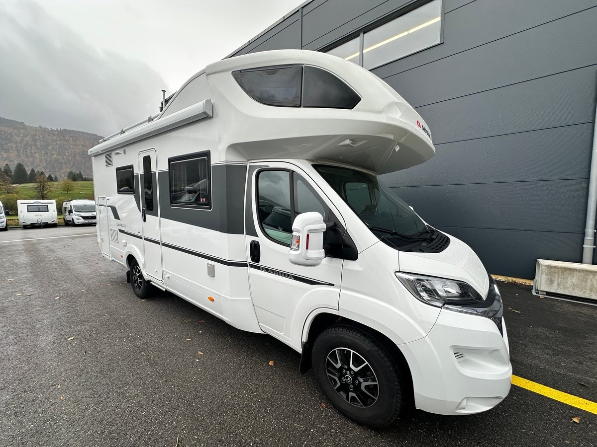 adria axess 670 dk