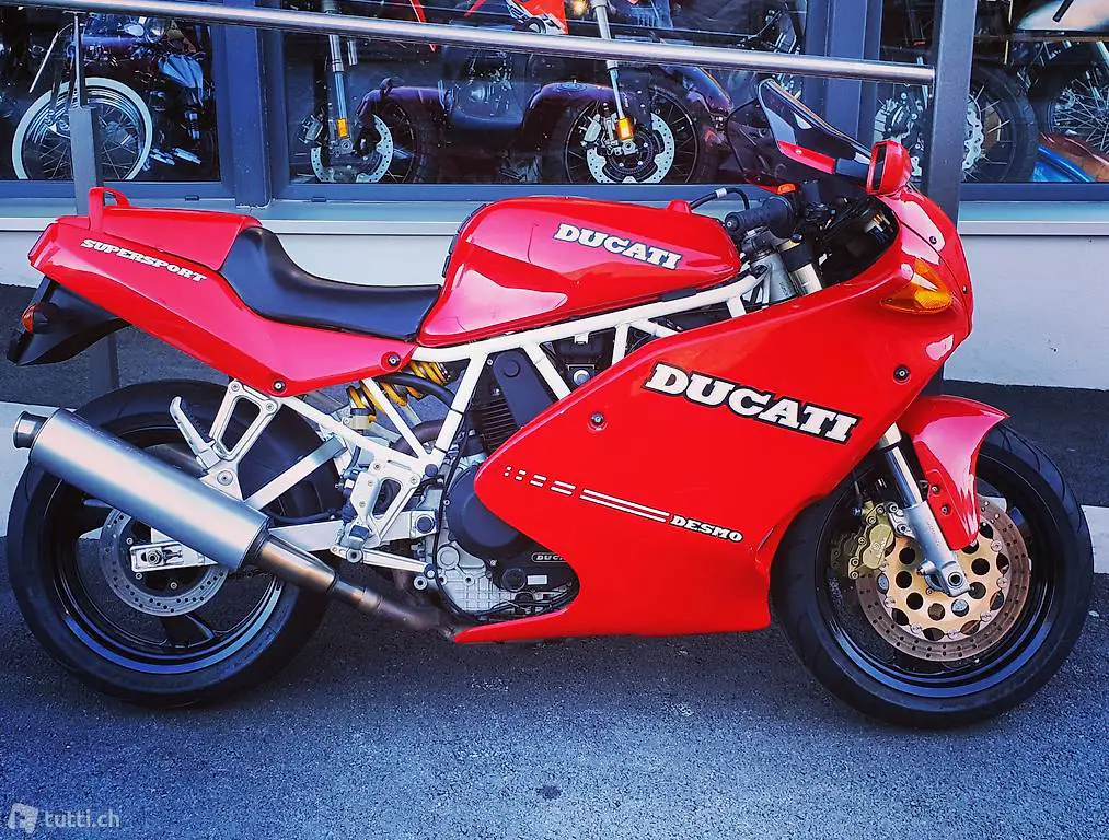 Ducati 900SS