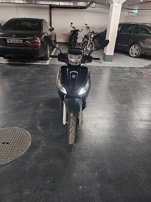 Roller piaggio medley