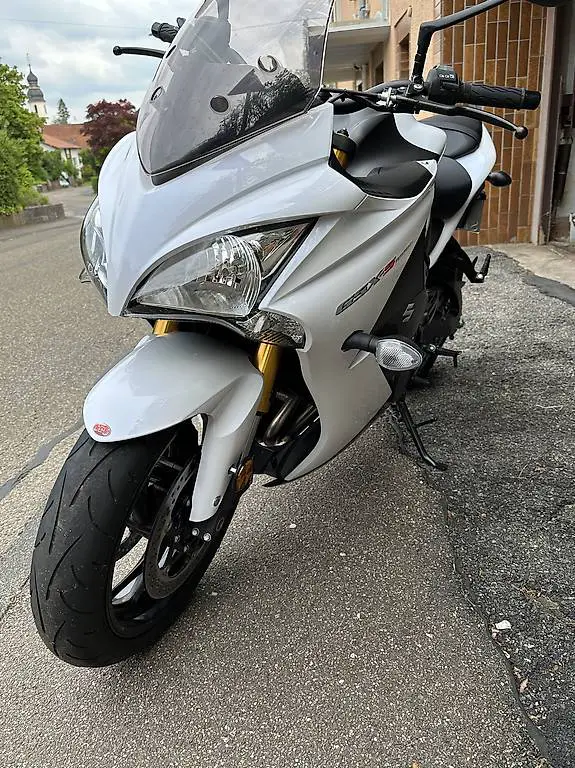 Suzuki GSX-S 1000
